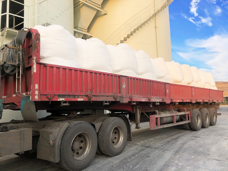 洛陽地區在瀝青混合料中添加消石灰的應用